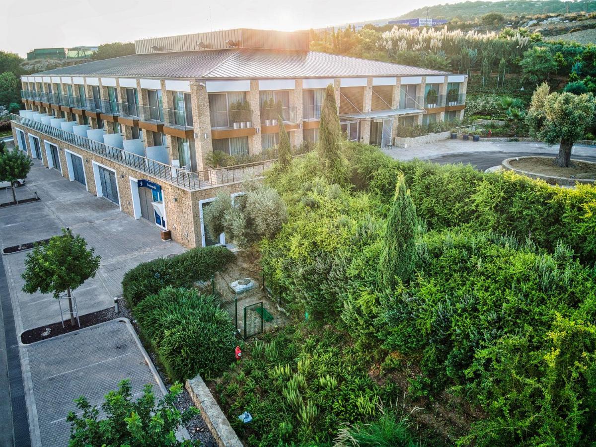 Karpaz Gate Marina Hotel Agia Trias Exteriör bild